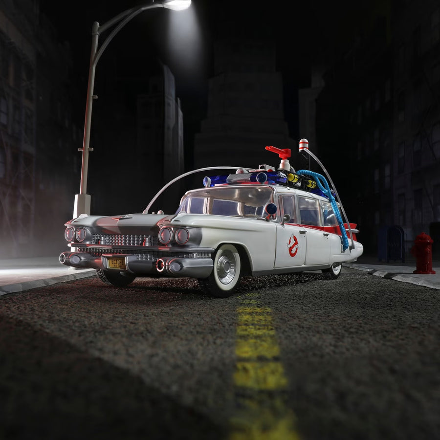 Hasbro Ghostbusters Plasma Series Ecto-1 1984 Version