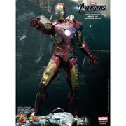 Hot Toys Iron Man Mark VII Battle Damaged Action Figure MMS196