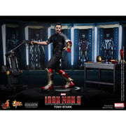 Hot Toys Iron Man 3: Tony Stark Mark LII Autonomous Propulsion Test Suit Action Figure MMS191