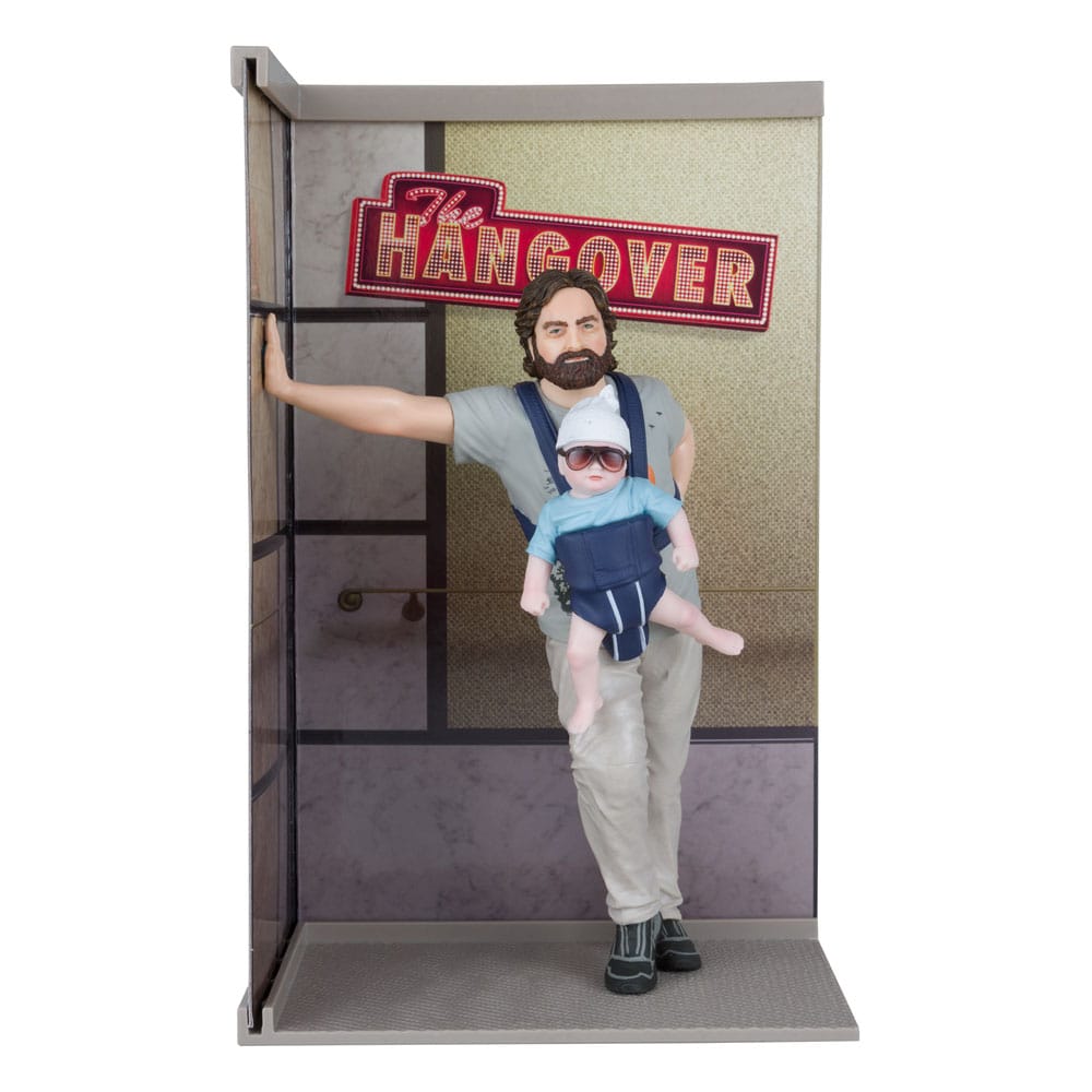 McFarlane Movie Maniacs The Hangover Action Figure Alan Garner 18cm