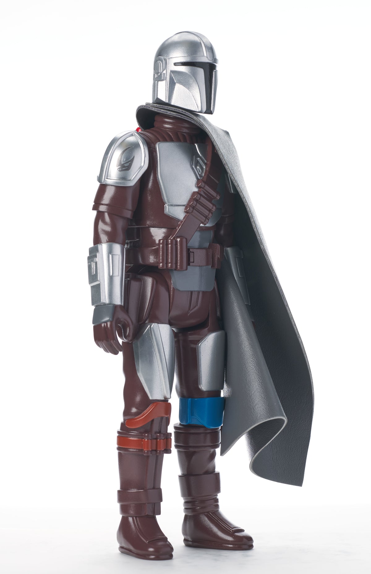 Gentle Giant Star Wars The Mandalorian Beskar Jumbo 12 Inch Vintage Kenner Style Action Figure