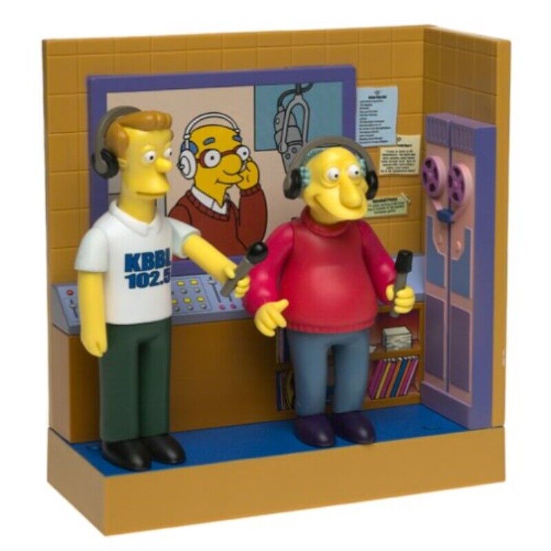 Simpsons WOS KBBL Radio Station Playset with Bill and Marty