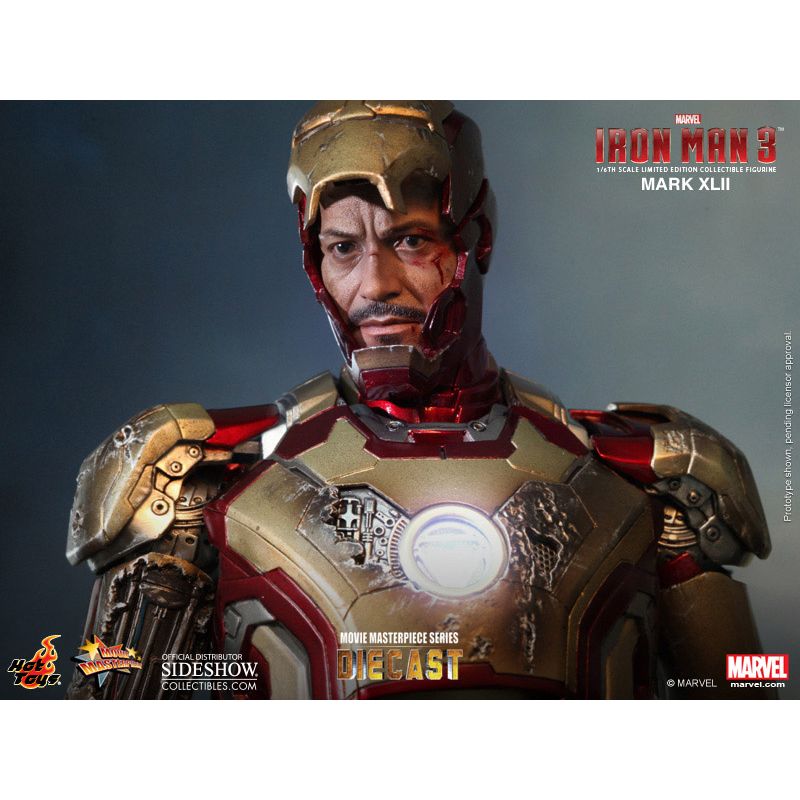 Hot Toys Iron Man 3: Mark XLII Die Cast Action Figure MMS197 D02