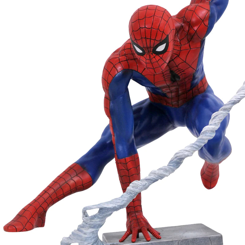 Marvel Premier Collection: Spider Man Resin Statue