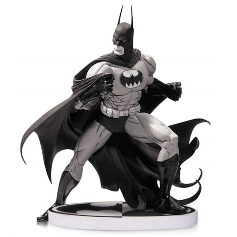 Batman Black and White Statue by Tim Sale (2nd Edition)
